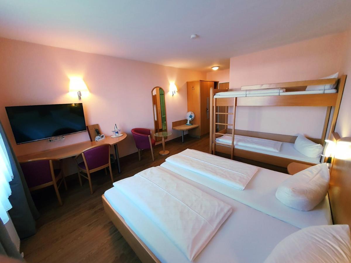 Hotel Sunparc - Shuttle Zum Europa-Park Rust 4Km & Rulantica 2Km Ringsheim Exterior foto