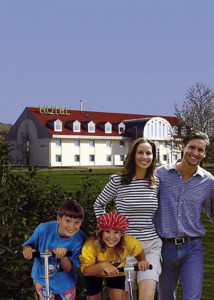 Hotel Sunparc - Shuttle Zum Europa-Park Rust 4Km & Rulantica 2Km Ringsheim Exterior foto